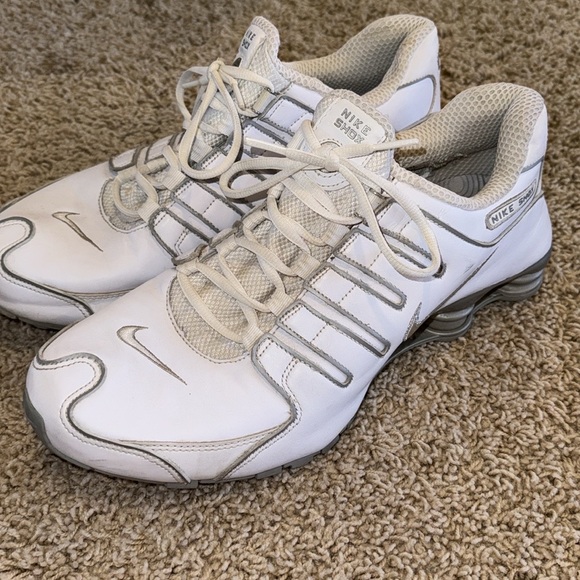 GREAT CONDITION Vintage Nike Shox Sneakers - Picture 1 of 3